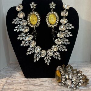 Elegant Crystal and Yellow Gemstone Jewelry Set